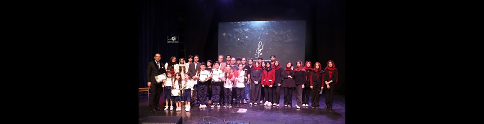 اجرای-هنرجویان-آکادمی-لیوا-بهمن-ماه-سال-1403